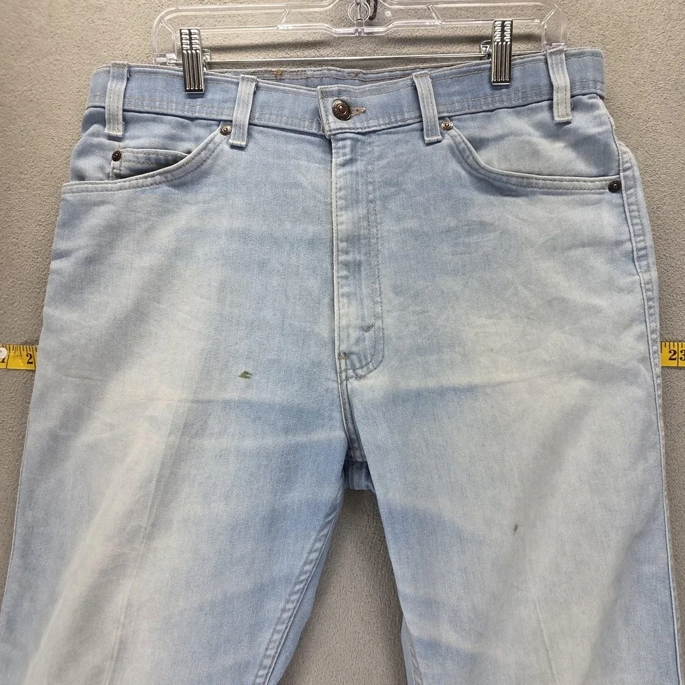 Vintage Levis Action Jeans Mens Blue Made in USA Brown Tab Zip Fly Fits 34x26